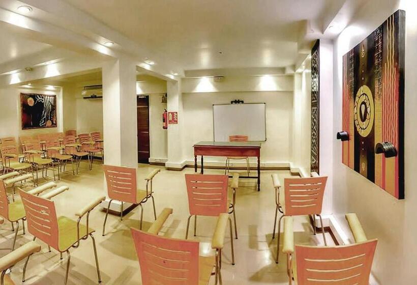 Superior Room, Samraj