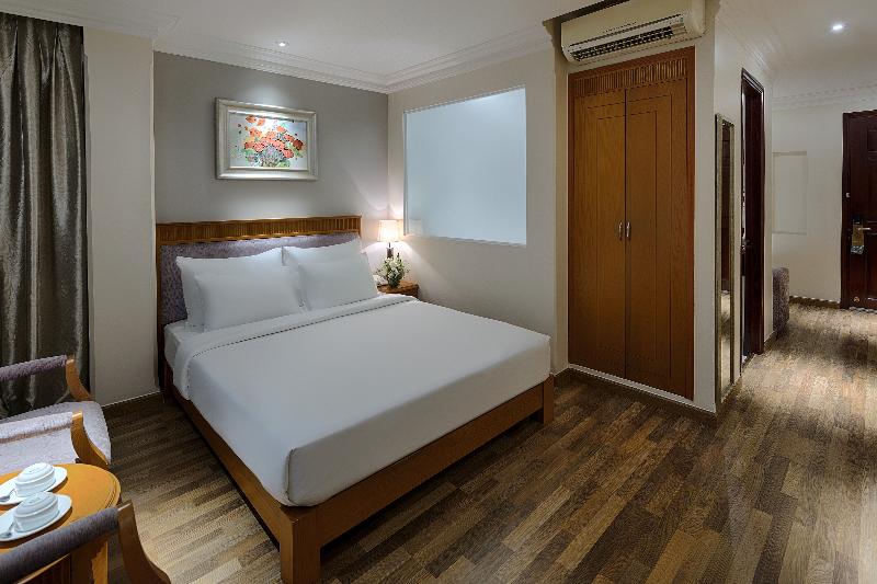 סוויטה, Silverland Sil