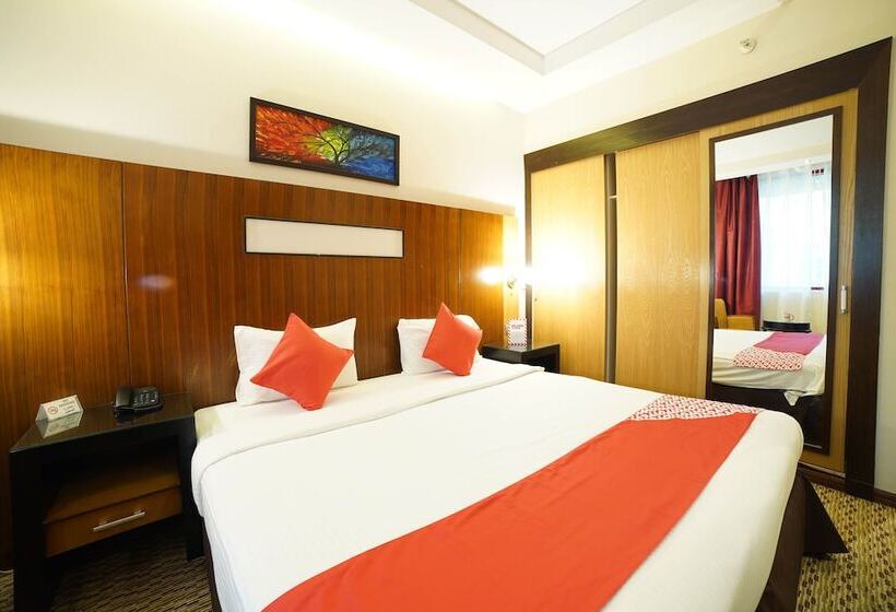 Standard Room, Sun and Sands Downtown