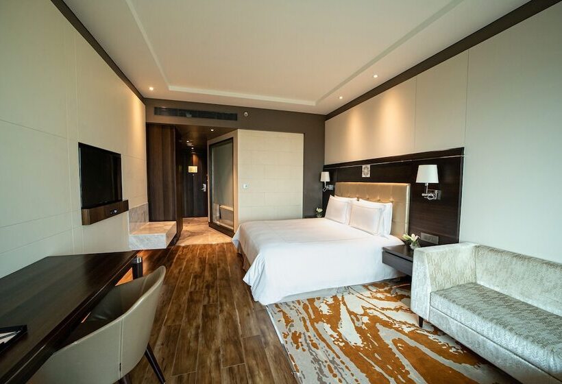 Номер Deluxe, Taj Hotel & Convention Centre, Agra