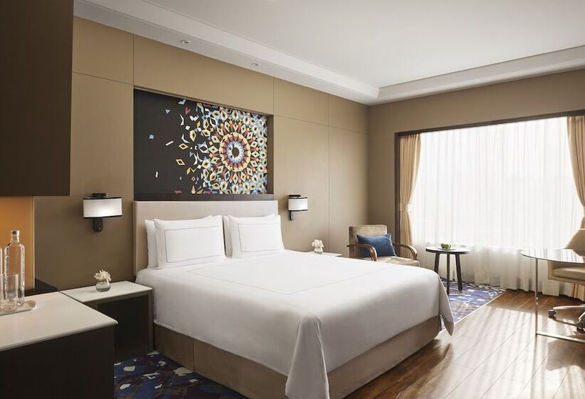 اتاق سوپریور, Taj Hotel & Convention Centre, Agra