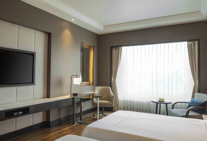 اتاق سوپریور, Taj Hotel & Convention Centre, Agra