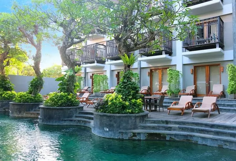 プールの見えるデラックスルーム, The 1o1 Bali Oasis Sanur