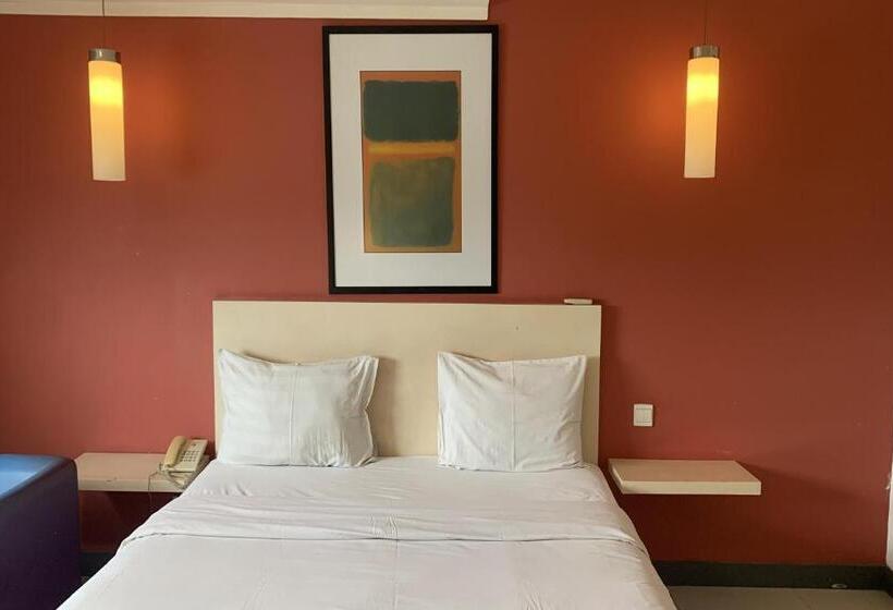 Люкс, Glodok Plaza