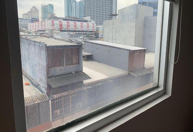 Люкс, Glodok Plaza