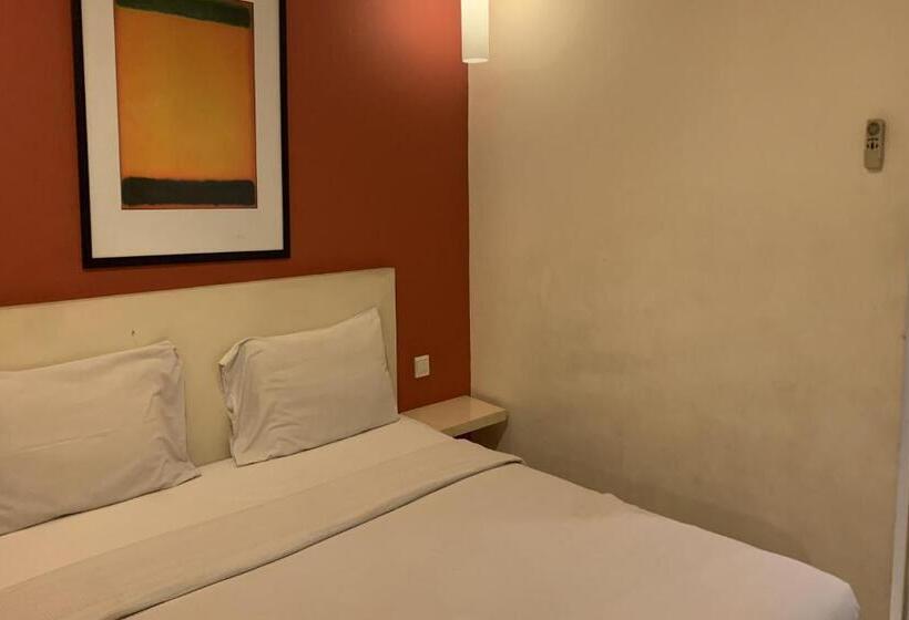 Номер Deluxe, Glodok Plaza