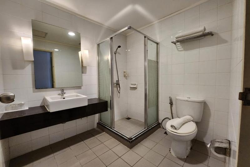 Номер Deluxe, Glodok Plaza