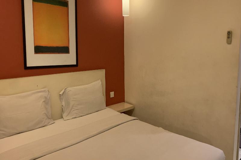 Номер Deluxe, Glodok Plaza