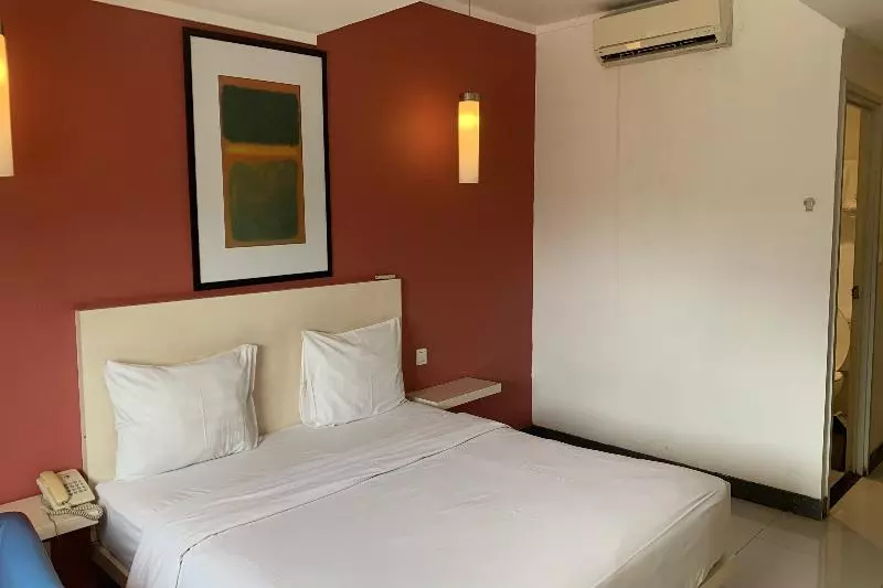 Suite, Glodok Plaza