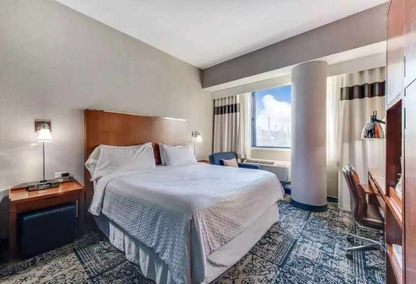 Standard Room Double Bed City View, Vista Lic Hotel, Premier Collection By Best Western