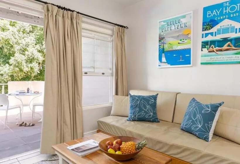 プールビュースタンダードステューディオ, Camps Bay Village   Studios And Apartments