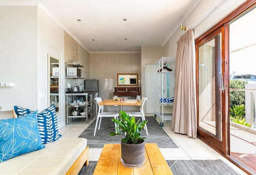 Студия Стандарт Вид на Море, Camps Bay Village   Studios And Apartments