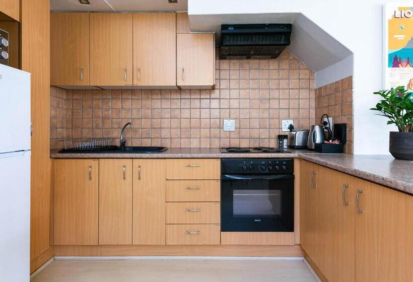 דירת חדר, Camps Bay Village   Studios And Apartments