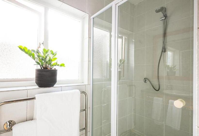 Апартаменты Superior 1 Спальня, Camps Bay Village   Studios And Apartments