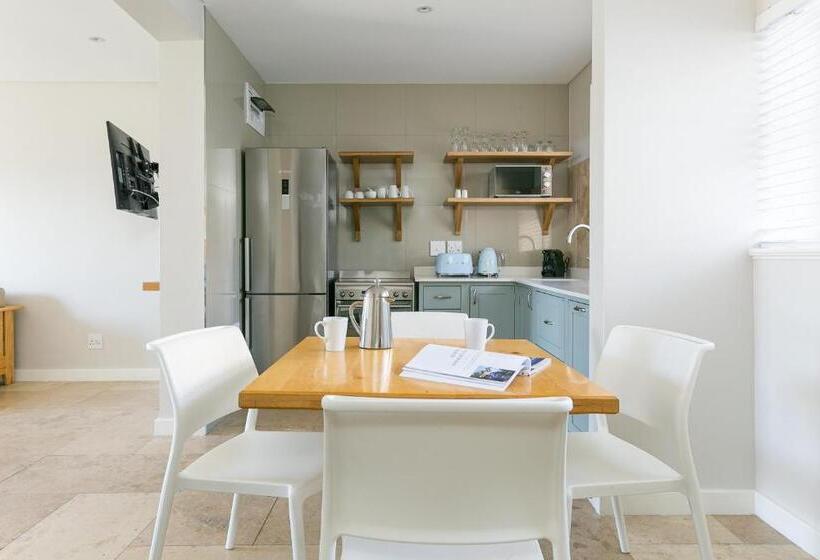 １ベッドルームのデラックスアパートメント, Camps Bay Village   Studios And Apartments