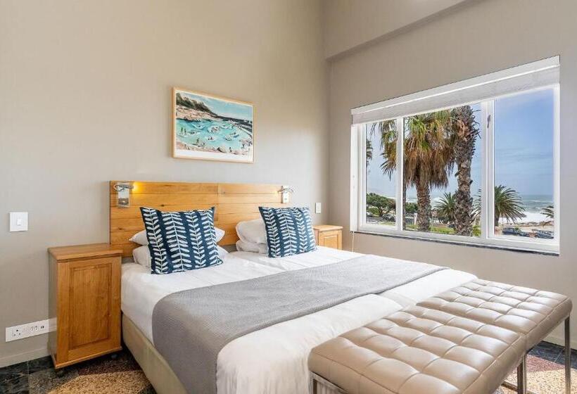 דירת חדר נוף לים, Camps Bay Village   Studios And Apartments