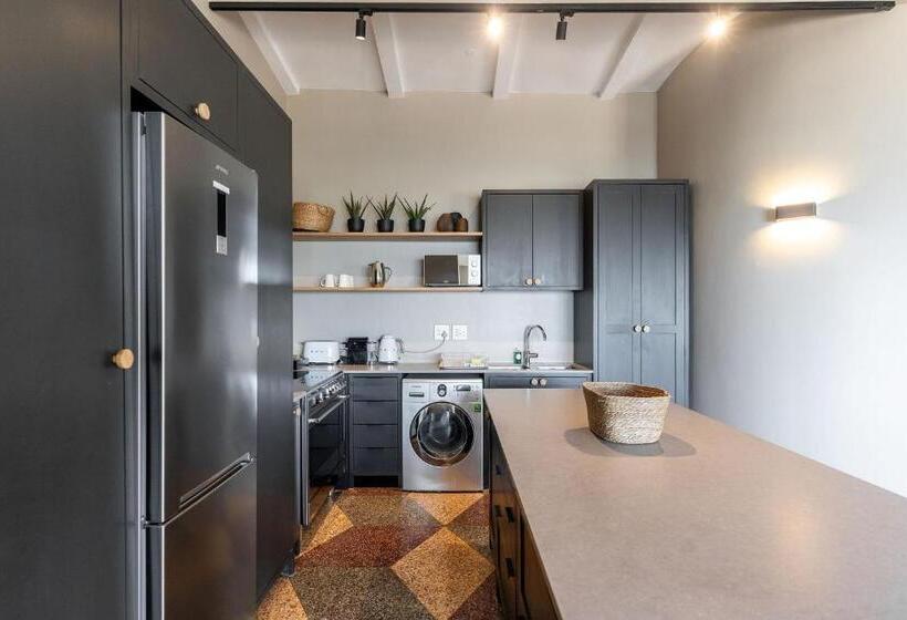 Апартаменты 1 Спальня Вид на Море, Camps Bay Village   Studios And Apartments