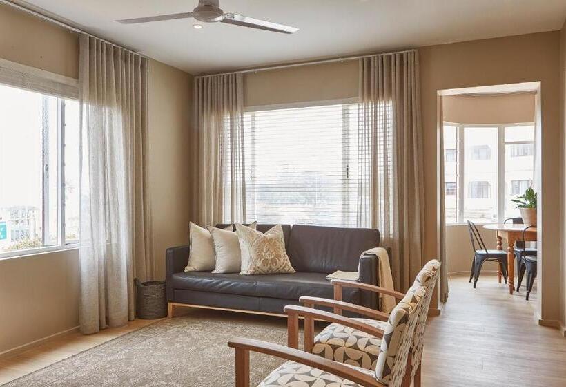 דירת חדר בקומת קרקע, Camps Bay Village   Studios And Apartments