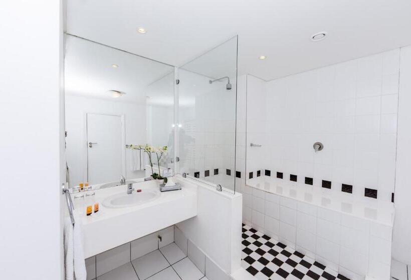 اتاق استاندارد سه نفره, Innscape Classic