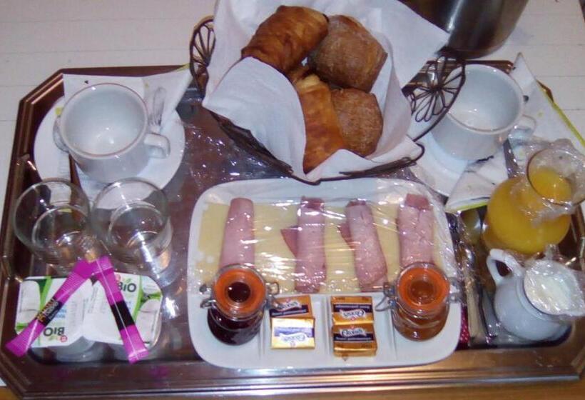 Номер Deluxe, Beatrice