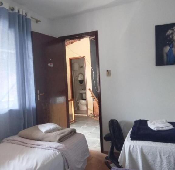 舒适三人间, Hostel Iguabella   Rj