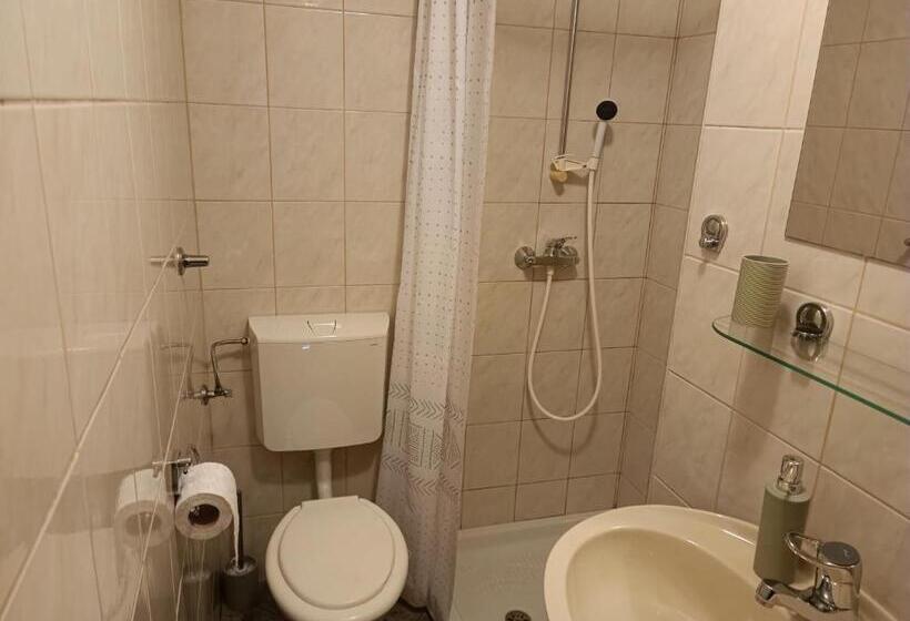 آپارتمان 1 خوابه, Apartmaji Hodak