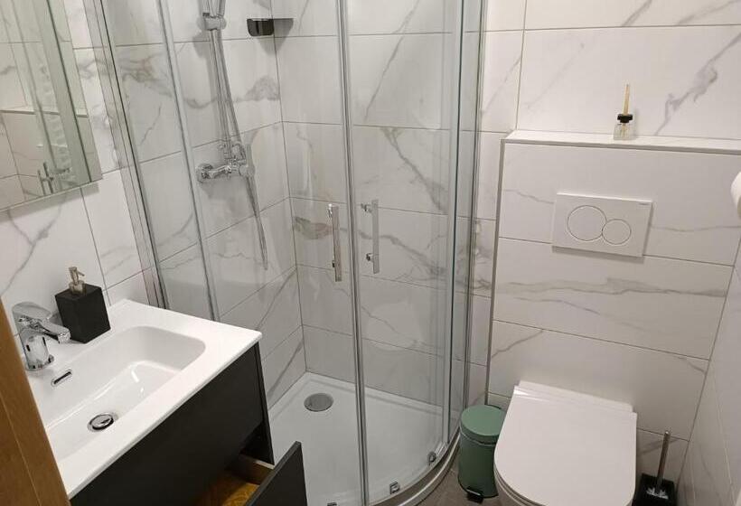 آپارتمان سوپریور 2 خوابه, Apartmaji Hodak