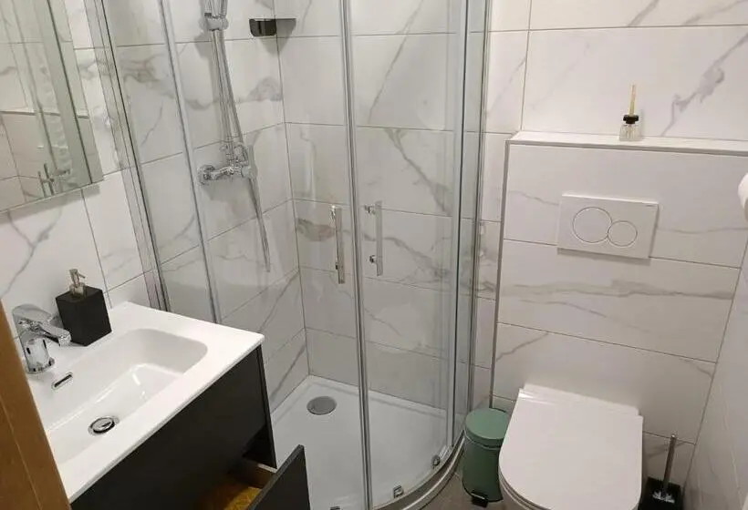 آپارتمان سوپریور 2 خوابه, Apartmaji Hodak