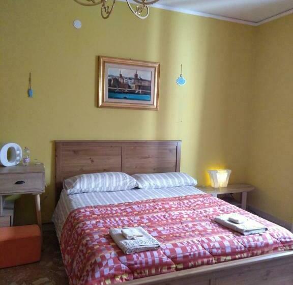 Quarto Triplo Standard Casa de Banho Partilhada, Piazza Ginnasio Affittacamere