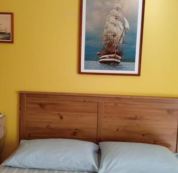 Quarto Triplo Standard Casa de Banho Partilhada, Piazza Ginnasio Affittacamere