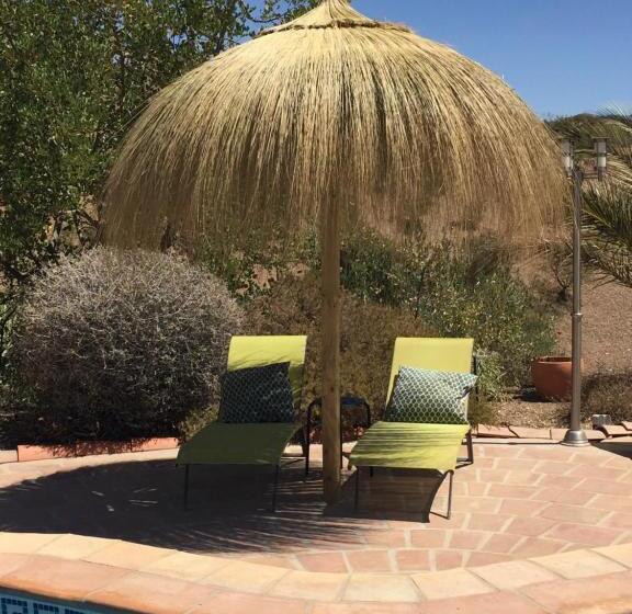 マウンテンビュースタンダードルーム, B&b Sol Y Monte