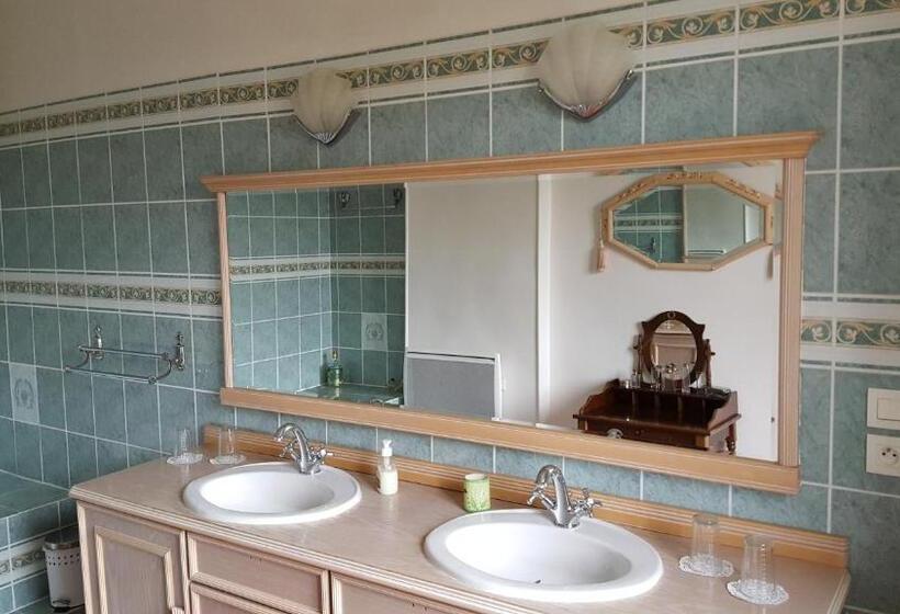 جناح مطل على البحر, Château Rouillon D Allest