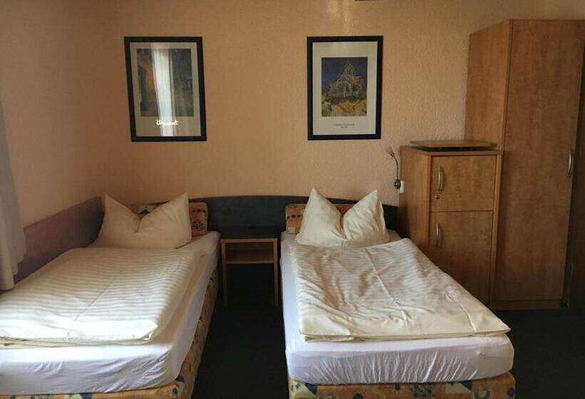 标准间, Altes Gasthaus Leuna Pension