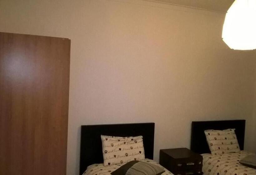 شقة غرفتين, Casa Do Limoeiro