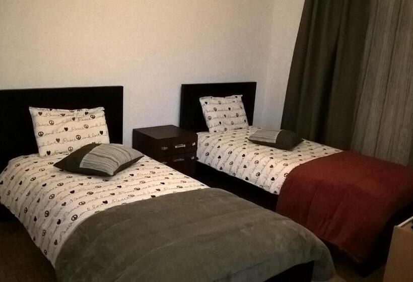 شقة غرفتين, Casa Do Limoeiro