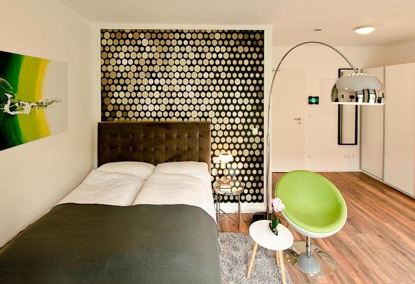 Superior studio with balcony, Eco Smart Apartments Nurnberg Sud