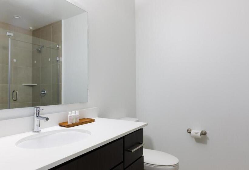 דירת שלושה חדרים, Locale Medical Center   Houston