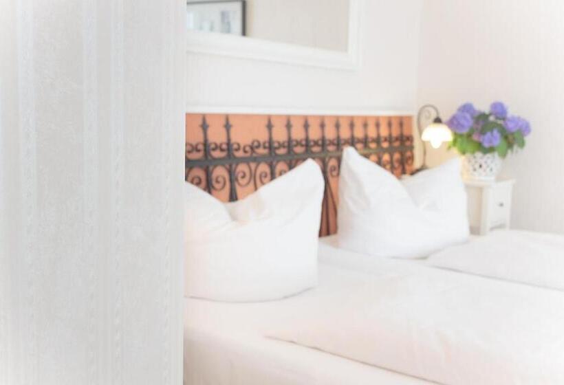 غرفة قياسية, Cafe´seestrasse