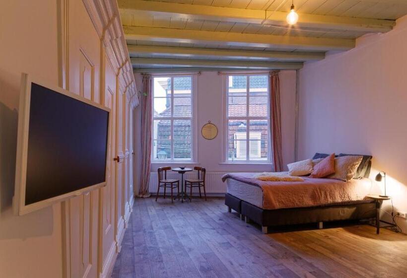 اتاق سوپریور با تخت بزرگ, De Zeeuwse Hemel