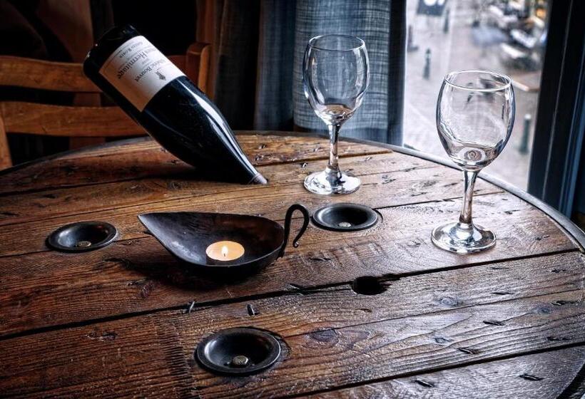 اتاق استاندارد چهار تخته, De Zeeuwse Hemel