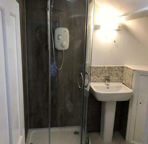 Номер Стандарт, Drang House All Rooms Have Stairs