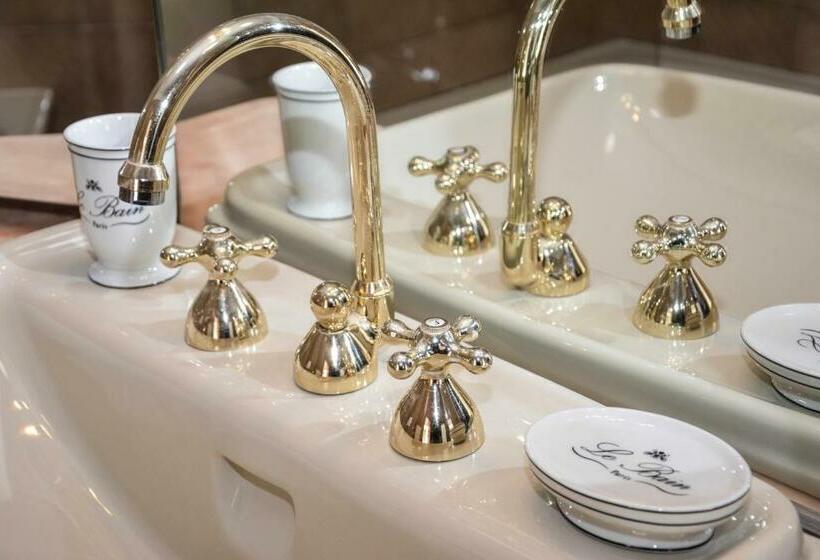 Трехместный Номер Стандарт с Балконом, Villa Degli Olivi Relais