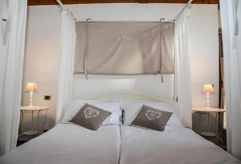 スーペリアの4人部屋, Villa Degli Olivi Relais