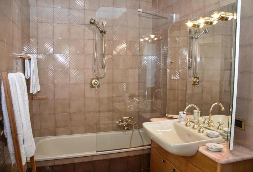 Трехместный Номер Стандарт с Балконом, Villa Degli Olivi Relais