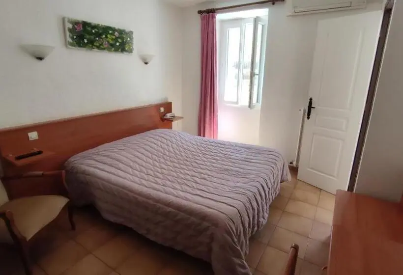 スタンダードルーム, Hôtel Beauséjour Logis De France