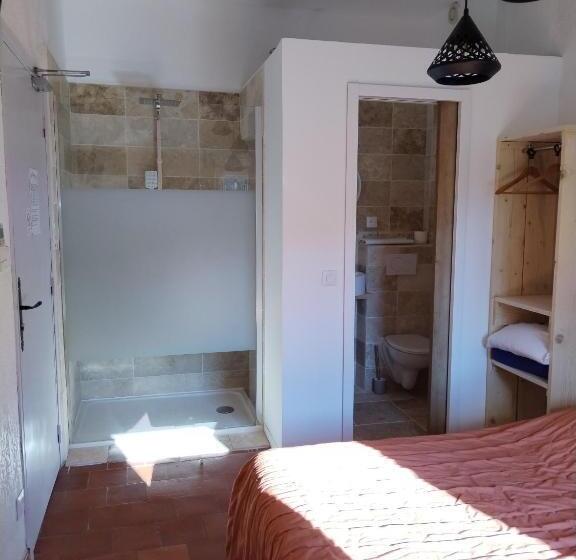 Номер Стандарт, Hôtel Beauséjour Logis De France