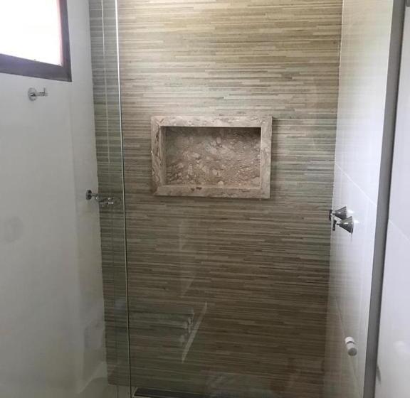 Suite with lake view, Cachoeira Paraiso
