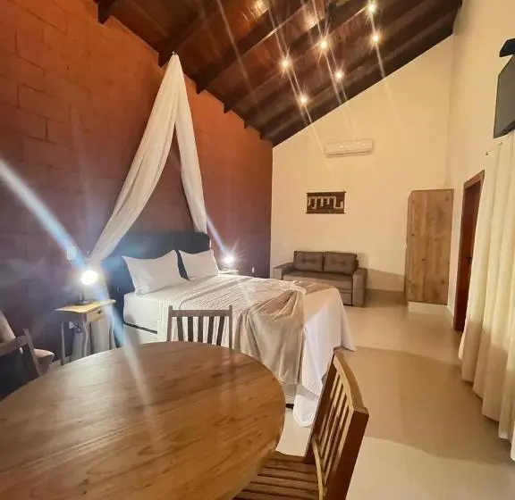 سوییت لوکس, Cachoeira Paraiso