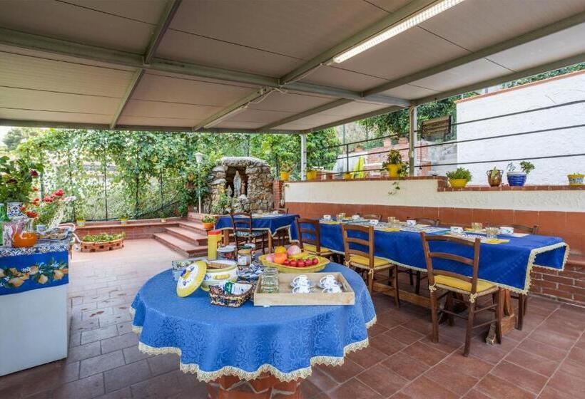 غرفة سوبيريور رباعية, Villa Salvatore