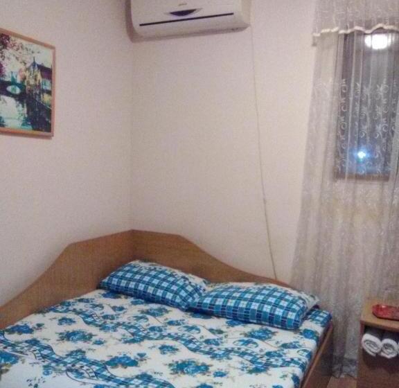 ベーシックルーム, Pensiunea Sena Focsani